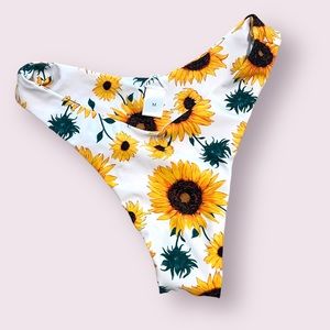 NWOT sunflower bikini bottoms